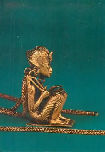 Postcard Egipt Cairo museum Hockender Konig gold