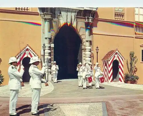 Postcard Monaco Cote d'Azur guard of the Palace 1973