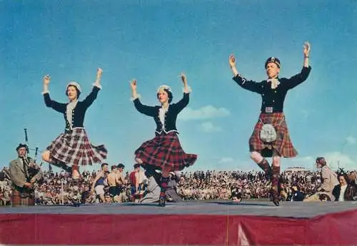 Post card Scotland Highland Dancing folklore dances traditional costumes