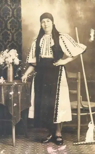 Folk type from Transylvania Sibiu country costume vintage photo postcard