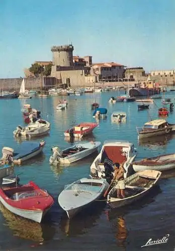 Postcard France Ciboure-Socoa le fort el les bateaux au port 1978