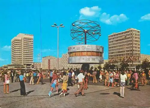 Postcard Germany Berlin Hauptstadt der DDR national galerie