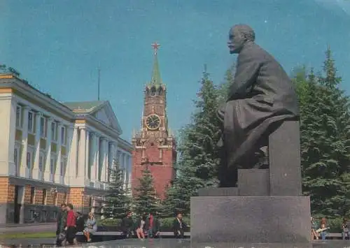 Postcard Russia Moscow Lenin statue clocktower Kremlin