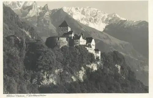 Postcards Liechtenstein Vaduz castle scene