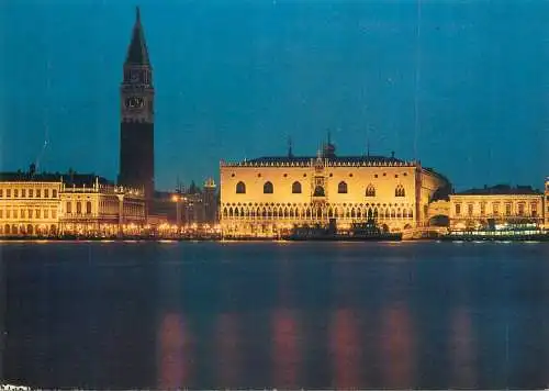 Postcard Italy Venezia Bacino di S. Marco night view