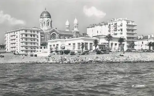 Postcards France Var Saint Raphael la cathedrale et le Casino