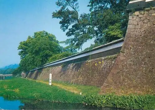 Postcard Japan long wall Kamamoto castle