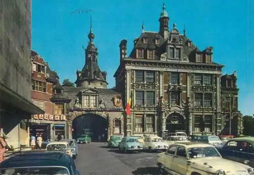 Postcard Belgium Namur le Beffroi et la Bourse de commerce