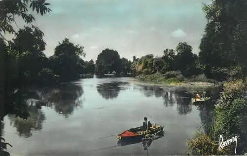Postcard France Chelles les Iles Mortes