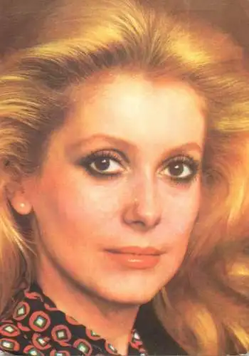 Postcard Catherine Deneuve picture