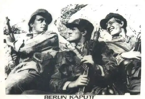 Cinema history film actors movie scene photo ca. 12 x 17 cm Romania Berlin Kaputt