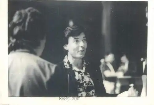 Cinema history film actors movie scene photo ca. 12 x 17 cm Romania Karel Gott