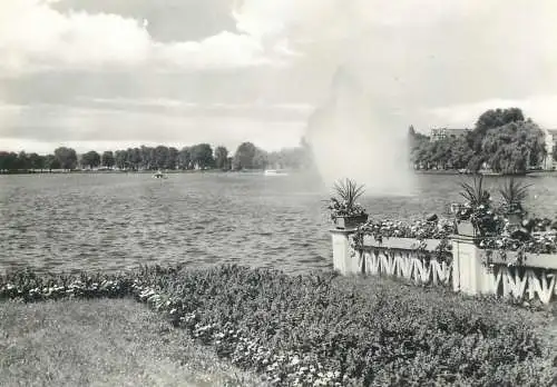 Postcard Germany Schwerin Am Pfaffenteich