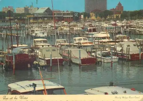 Postcard United States  MI - Michigan  Detroit harbour