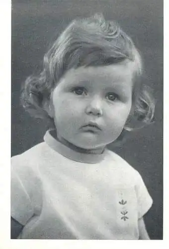 Children portraits ( trimmed damage postcard ) OOMS girl with curly hair