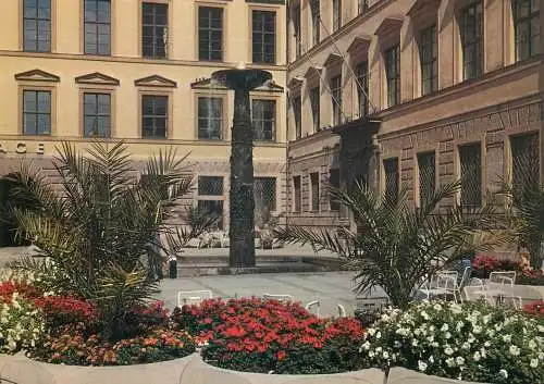 Postcard Germany Munchen Richard Strauss fountain