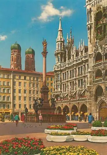 Postcard Germany Munchen Marienplatz