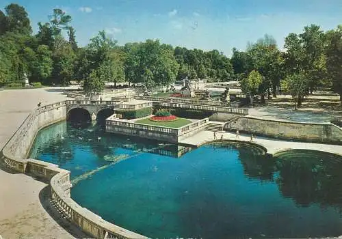 Postcard France Nimes (Gard) Jardins de la Fontaine. La Source