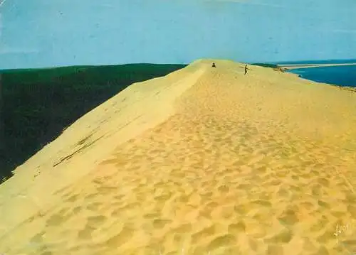 Postcard France Gironde Bassin d'Arcachon 1974 sand scene