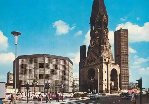 Postcard Germany Berlin Gedachtniskirche