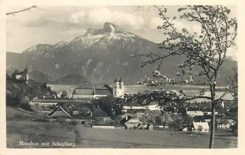 Austria - Mondsee mit Schafberg