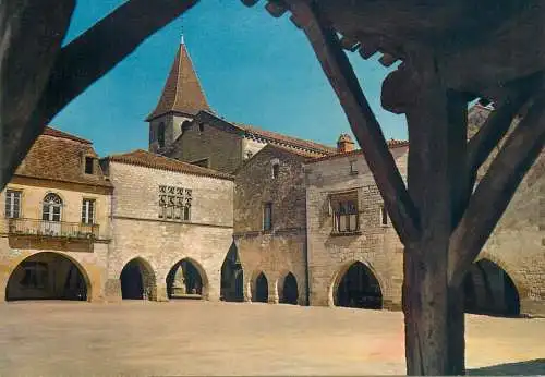 Postcard France Dordogne Monpazier