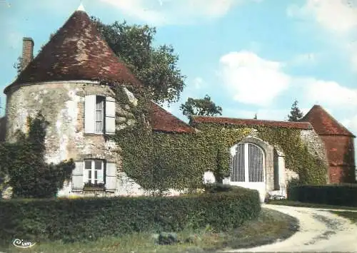 Postcard France Marne Esternay l'entree du chateau 1955