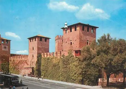 Postcard Italy Verona castle Scaligero 1981