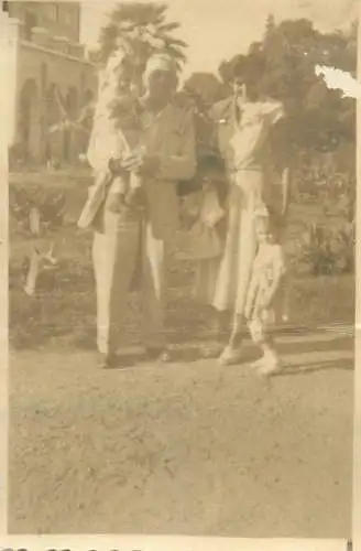 Photo format 6 x 9 cm social history 1951 Cluj Romania family joy