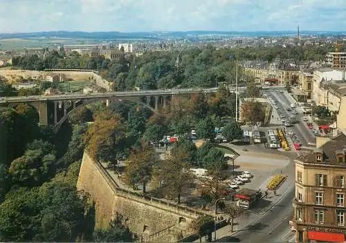 Postcard Luxembourg place de la Constitution et boulevard Roosevelt 1976