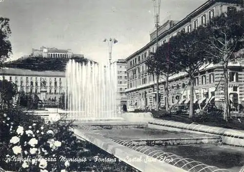 Postcard Italy Naples fontana e castel SAnt Elma