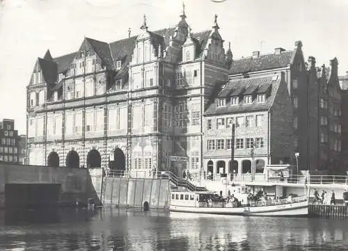 Postcard Poland Gdansk zielona Brama od strony Mottawy palace