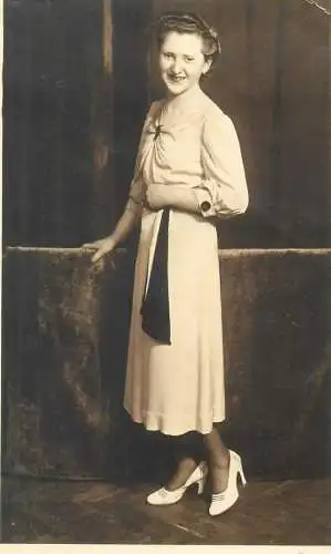 Post card social history elegant young woman charming smile real photo 1941