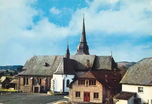 Belgium postcard Recht Cantons de l'Est eglise St. Aldegonde 1972