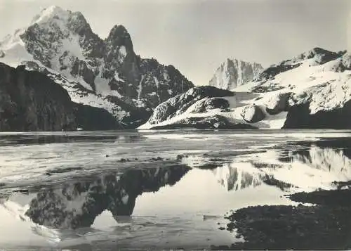 France postcard Les Alpes Lac Blanc et Aiguille Verte