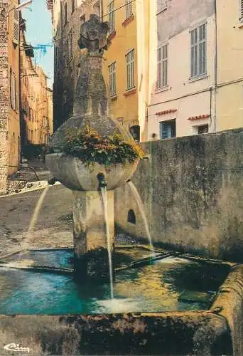 France postcard Callas Var la fontaine basse 1990