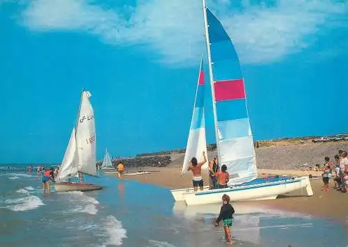 France postcard le pays d'Opale Berck sur Mer the beach sail ship
