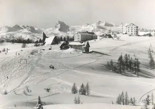 Austria postcard Schigebiet Tauplitzalm gegen DAchstein
