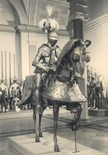 Germany postcard Dresden historiches museum knight armoury horse Pferde
