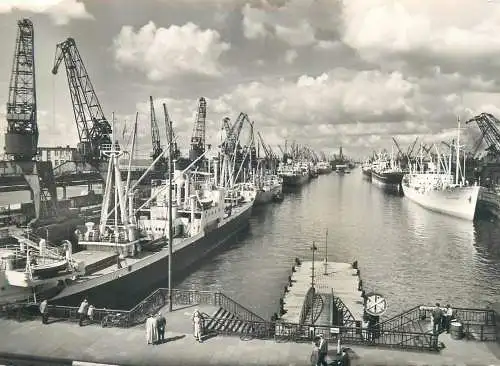 Germany postcard Bremen  harbour scene dockyard crane