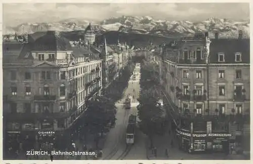 Switzerland Zurich Bahnhofstrasse tram