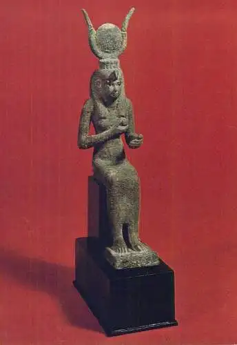 Postcard Egyptian art sculpture Iris, sitting without child Horus