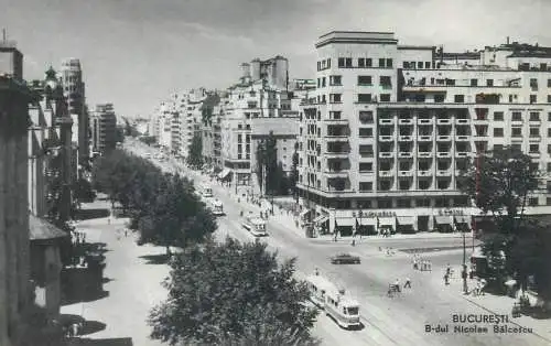 Romania Postcard Bucuresti b-dul Nicolae Balcescu tramway