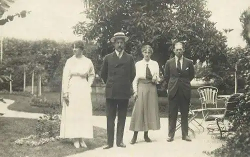 elegant men and women group picture types and scenes memory Post card real photo social history