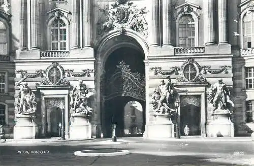 Wien burgtor architecture