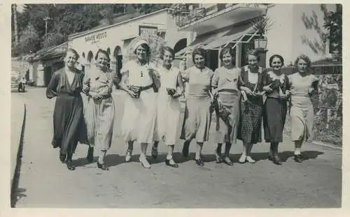 real photo social history memory Postcard beautiful, elegant women group picture