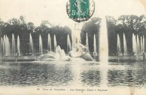 Parc de Versailles les grandes eaux a Neptune