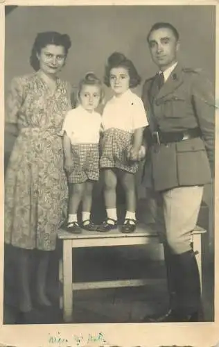 Postcard Children and family groups portrait mother, father and daughter photo social history