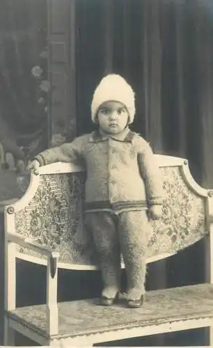 Postcard Children and family groups portrait young boy fur outfit