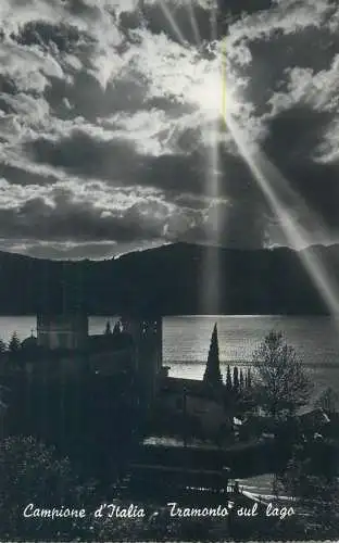 Campione d'Italia tramonto sur lago